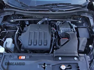 ✅ 2023 Mitsubishi Eclipse Cross SE • VIN: JA4ATWAAXPZ023193 • Лот: 91649915. Опубликован ранее на Copart с пробегом 63 151 миль. Бесплатный доступ к архиву аукционных продаж из США и подробный отчёт об истории автомобиля на DreamBid. Изображение 14.