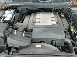 ✅ 2007 Land Rover LR3 HSE • VIN: SALAG25427A420556 • Lot: 42383545. Wystawiony na IAAI z przebiegiem 195 115 mil. Bezpłatny archiwum sprzedaży aukcyjnych z USA i szczegółowy raport historii pojazdu na DreamBid. Zdjęcie 13.