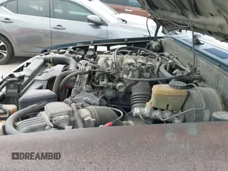 ✅ 1995 Toyota 4Runner • VIN: JT3VN29V7S0070071 • Lot: 42536157. Wystawiony na IAAI z przebiegiem 273 694 mil. Bezpłatny archiwum sprzedaży aukcyjnych z USA i szczegółowy raport historii pojazdu na DreamBid. Zdjęcie 19.