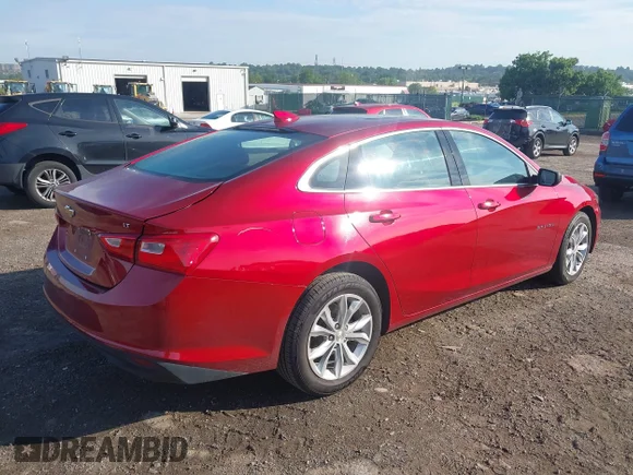✅ 2024 Chevrolet Malibu LT • VIN: 1G1ZD5ST3RF165236 • Lot: 45465537. Wystawiony na IAAI z przebiegiem 90 912 mil. Bezpłatny archiwum sprzedaży aukcyjnych z USA i szczegółowy raport historii pojazdu na DreamBid. Zdjęcie 4.