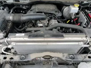 ✅ 2019 Ram 1500 Rebel • VIN: 1C6SRFLT8KN599220 • Lot: 92652815. Wystawiony na Copart z przebiegiem 20 663 mil. Bezpłatny archiwum sprzedaży aukcyjnych z USA i szczegółowy raport historii pojazdu na DreamBid. Zdjęcie 16.