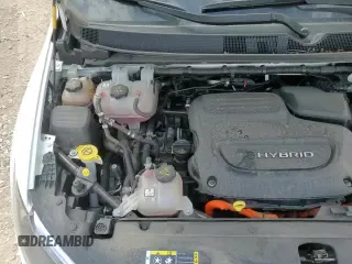 ✅ 2019 Chrysler Pacifica Hybrid Limited • VIN: 2C4RC1N72KR509090 • Лот: 60441235. Опубликован ранее на Copart с пробегом 105 821 миль. Бесплатный доступ к архиву аукционных продаж из США и подробный отчёт об истории автомобиля на DreamBid. Изображение 15.