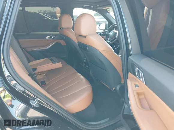 ✅ 2019 BMW X5 xDrive40i • VIN: 5UXCR6C5XKLK83827 • Lot: 44577428. Listed on IAAI with 93,383 mi. Free auction sales archive from the USA and detailed vehicle history report at DreamBid. Image 8.