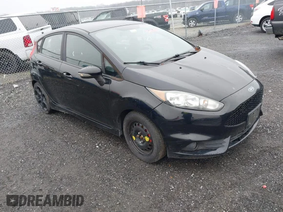 ✅ 2017 Ford Fiesta ST • VIN: 3FADP4GX5HM121693 • Лот: 44557061. Опубліковано раніше на IAAI з пробігом 101 547 миль. Безкоштовний доступ до архіву аукціонних продажів зі США та докладний звіт про історію автомобіля на DreamBid. Зображення 1.