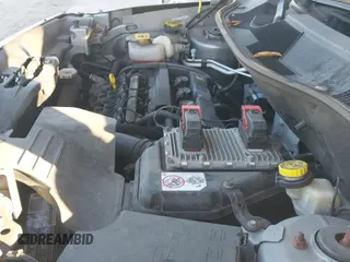 ✅ 2017 Jeep Patriot High Altitude • VIN: 1C4NJPFA9HD187786 • Lot: 43762628. Wystawiony na IAAI z przebiegiem 136 344 mil. Bezpłatny archiwum sprzedaży aukcyjnych z USA i szczegółowy raport historii pojazdu na DreamBid. Zdjęcie 19.