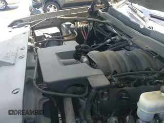 2015 Chevrolet Silverado 1500 LT z VIN 1GCVKREC6FZ161108, wystawiony jako IAAI lot #43074690 z przebiegiem 198 960 mil mil oraz . Historia ofert i sprzedaży dostępna na DreamBid. Obrazek 19.