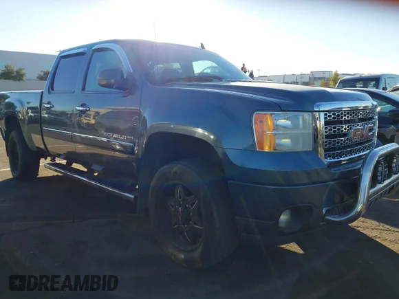 ✅ 2011 GMC Sierra 2500HD Denali • VIN: 1GT125CGXBF261544 • Lot: 43785679. Listed on IAAI with 135,099 mi. Free auction sales archive from the USA and detailed vehicle history report at DreamBid. Image 1.