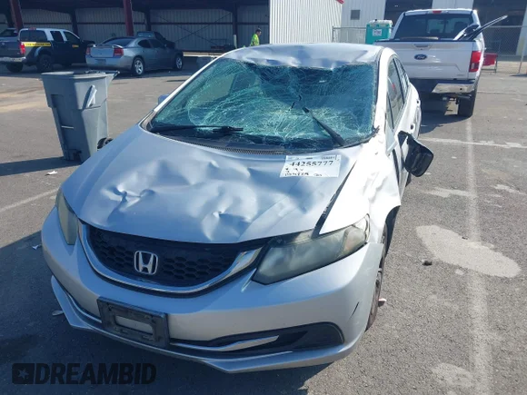 ✅ 2015 Honda Civic LX • VIN: 19XFB2F56FE279862 • Lot: 44255777. Wystawiony na IAAI z przebiegiem 154 129 mil. Bezpłatny archiwum sprzedaży aukcyjnych z USA i szczegółowy raport historii pojazdu na DreamBid. Zdjęcie 6.