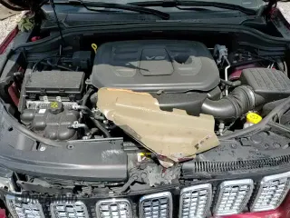 ✅ 2018 Jeep Grand Cherokee High Altitude • VIN: 1C4RJFCG1JC144723 • Lot: 58161565. Listed on Copart with 25,218 mi. Free auction sales archive from the USA and detailed vehicle history report at DreamBid. Image 16.