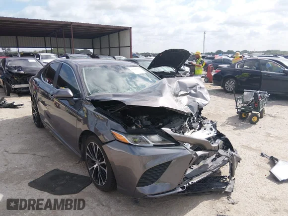 ✅ 2020 Toyota Camry SE • VIN: 4T1G11AKXLU339083 • Lot: 45316180. Listed on IAAI with 86,975 mi. Free auction sales archive from the USA and detailed vehicle history report at DreamBid. Image 1.