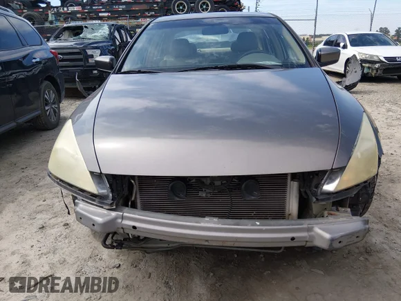 ✅ 2006 Honda Accord EX-L • VIN: 1HGCM665X6A042350 • Lot: 45006301. Wystawiony na IAAI z przebiegiem 294 807 mil. Bezpłatny archiwum sprzedaży aukcyjnych z USA i szczegółowy raport historii pojazdu na DreamBid. Zdjęcie 6.