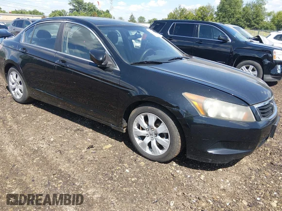 ✅ 2009 Honda Accord EX • VIN: 1HGCP26779A135882 • Lot: 45287087. Wystawiony na IAAI z przebiegiem 178 426 mil. Bezpłatny archiwum sprzedaży aukcyjnych z USA i szczegółowy raport historii pojazdu na DreamBid. Zdjęcie 1.