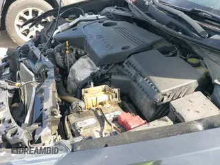 ✅ 2018 Nissan Altima SV • VIN: 1N4AL3AP6JC161967 • Lot: 43338354. Wystawiony na IAAI z przebiegiem 134 130 mil. Bezpłatny archiwum sprzedaży aukcyjnych z USA i szczegółowy raport historii pojazdu na DreamBid. Zdjęcie 20.