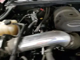 ✅ 2005 Chevrolet Silverado 1500 Z71 • VIN: 1GCEK14T05Z289135 • Лот: 84499504. Опубликован ранее на Copart с пробегом 128 562 миль. Бесплатный доступ к архиву аукционных продаж из США и подробный отчёт об истории автомобиля на DreamBid. Изображение 15.