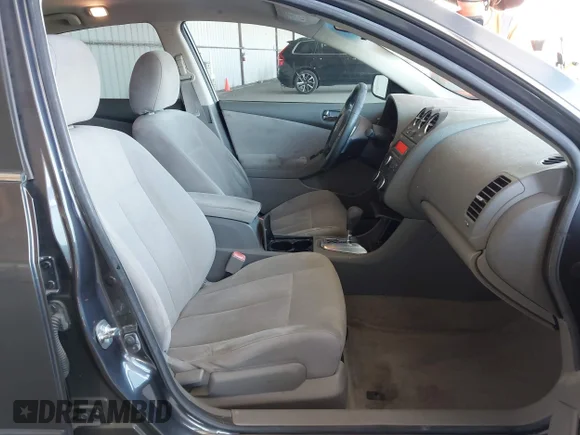 ✅ 2011 Nissan Altima S • VIN: 1N4AL2AP5BN507569 • Лот: 45402654. Опубліковано раніше на IAAI з пробігом 129 859 миль. Безкоштовний доступ до архіву аукціонних продажів зі США та докладний звіт про історію автомобіля на DreamBid. Зображення 5.