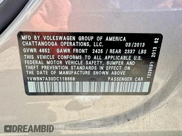 ✅ 2013 Volkswagen Passat SE • VIN: 1VWBN7A30DC118658 • Lot: 48536106. Wystawiony na Copart z przebiegiem 131 915 mil. Bezpłatny archiwum sprzedaży aukcyjnych z USA i szczegółowy raport historii pojazdu na DreamBid. Zdjęcie 10.