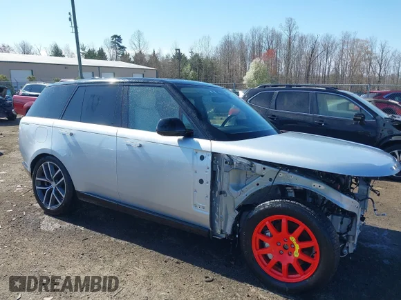 ✅ 2024 Land Rover Range Rover SE • VIN: SALKP9FU9RA216190 • Лот: 41877509. Опубліковано раніше на IAAI з пробігом 8 171 миль. Безкоштовний доступ до архіву аукціонних продажів зі США та докладний звіт про історію автомобіля на DreamBid. Зображення 1.