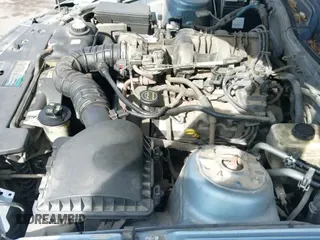 ✅ 2007 Ford Mustang Deluxe • VIN: 1ZVFT80N575289186 • Лот: 43755736. Опубликован ранее на IAAI с пробегом 200 576 миль. Бесплатный доступ к архиву аукционных продаж из США и подробный отчёт об истории автомобиля на DreamBid. Изображение 13.