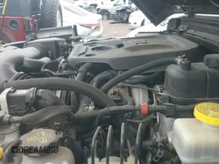 ✅ 2019 Jeep Wrangler Unlimited Sport S • VIN: 1C4HJXDN1KW562276 • Лот: 42764109. Опубликован ранее на IAAI с пробегом 144 064 миль. Бесплатный доступ к архиву аукционных продаж из США и подробный отчёт об истории автомобиля на DreamBid. Изображение 19.