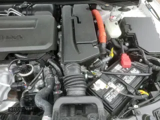 ✅ 2025 Honda Civic Sport Touring • VIN: 19XFL4H99SE017028 • Lot: 86249335. Listed on Copart with 10,050 mi. Free auction sales archive from the USA and detailed vehicle history report at DreamBid. Image 13.