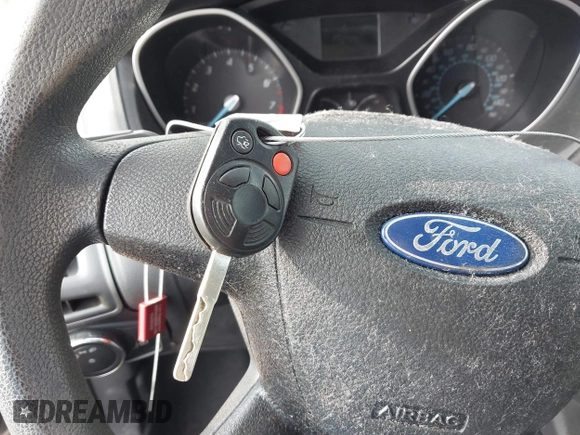 ✅ 2012 Ford Focus S • VIN: 1FAHP3E24CL392290 • Lot: 44959934. Wystawiony na IAAI z przebiegiem 109 822 mil. Bezpłatny archiwum sprzedaży aukcyjnych z USA i szczegółowy raport historii pojazdu na DreamBid. Zdjęcie 11.