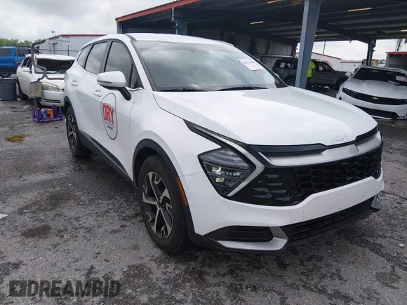 ✅ 2025 Kia Sportage EX • VIN: 5XYK33DF3SG262883 • Lot: 45177000. Wystawiony na IAAI z przebiegiem 13 202 mil. Bezpłatny archiwum sprzedaży aukcyjnych z USA i szczegółowy raport historii pojazdu na DreamBid. Zdjęcie 1.