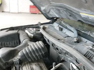 ✅ 2004 Saturn VUE • VIN: 5GZCZ23D74S844946 • Lot: 42107353. Wystawiony na IAAI z przebiegiem 255 622 mil. Bezpłatny archiwum sprzedaży aukcyjnych z USA i szczegółowy raport historii pojazdu na DreamBid. Zdjęcie 12.