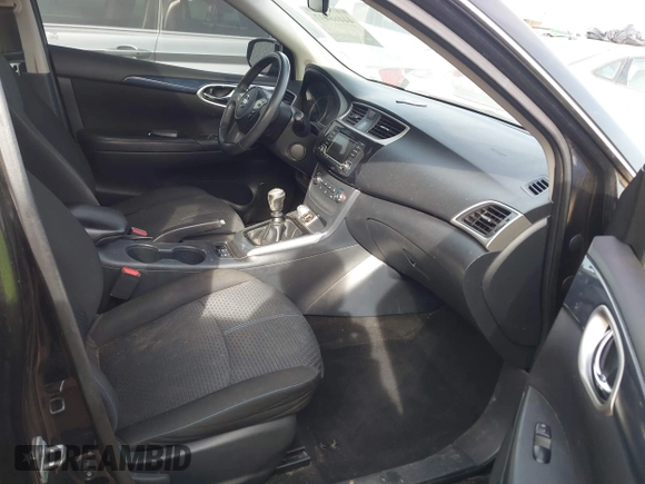 ✅ 2017 Nissan Sentra SR Turbo • VIN: 3N1CB7AP1HY207089 • Lot: 44466437. Wystawiony na IAAI z przebiegiem 102 755 mil. Bezpłatny archiwum sprzedaży aukcyjnych z USA i szczegółowy raport historii pojazdu na DreamBid. Zdjęcie 5.