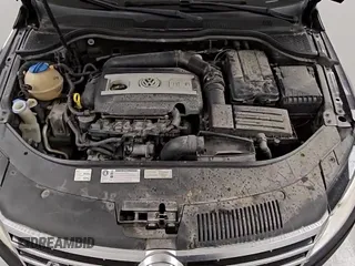 ✅ 2013 Volkswagen CC R-Line • VIN: WVWAP7AN3DE546657 • Lot: 58496045. Listed on Copart with 77,991 mi. Free auction sales archive from the USA and detailed vehicle history report at DreamBid. Image 14.