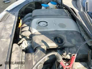 ✅ 2008 Volkswagen Jetta SE • VIN: 3VWRZ71K18M177300 • Lot: 43125163. Listed on IAAI with 183,666 mi. Free auction sales archive from the USA and detailed vehicle history report at DreamBid. Image 19.