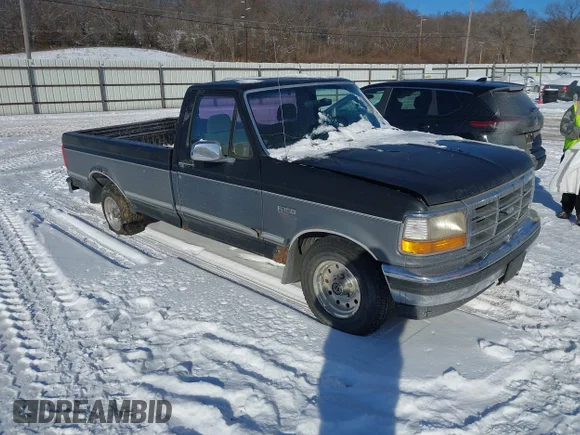 ✅ 1993 Ford F-150 • VIN: 2FTEF15Y4PCA37077 • Lot: 43874177. Listed on IAAI with 174,266 mi. Free auction sales archive from the USA and detailed vehicle history report at DreamBid. Image 1.