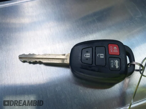 ✅ 2014 Toyota Corolla L • VIN: 5YFBURHE4EP166777 • Лот: 43471965. Опубликован ранее на IAAI с пробегом 123 245 миль. Бесплатный доступ к архиву аукционных продаж из США и подробный отчёт об истории автомобиля на DreamBid. Изображение 11.