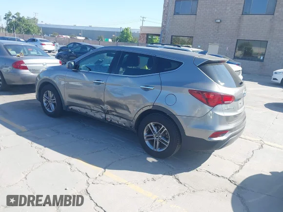 ✅ 2017 Hyundai Santa Fe 2.4L • VIN: 5XYZT3LB9HG419399 • Лот: 45182633. Опубліковано раніше на IAAI з пробігом 125 614 миль. Безкоштовний доступ до архіву аукціонних продажів зі США та докладний звіт про історію автомобіля на DreamBid. Зображення 3.