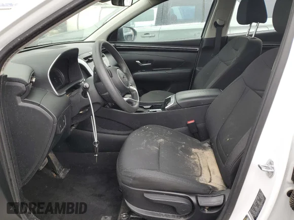 ✅ 2022 Hyundai Tucson SE • VIN: 5NMJACAE8NH082810 • Lot: 47310793. Wystawiony na Copart z przebiegiem 18 369 mil. Bezpłatny archiwum sprzedaży aukcyjnych z USA i szczegółowy raport historii pojazdu na DreamBid. Zdjęcie 7.