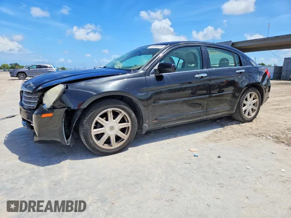 ✅ 2008 Chrysler Sebring Limited • VIN: 1C3LC66M08N256529 • Лот: 48688606. Опубліковано раніше на Copart з пробігом 40 247 миль. Безкоштовний доступ до архіву аукціонних продажів зі США та докладний звіт про історію автомобіля на DreamBid. Зображення 1.