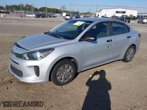 ✅ 2018 Kia Rio S • VIN: 3KPA24AB2JE078830 • Lot: 45149950. Wystawiony na IAAI z przebiegiem 138 069 mil. Bezpłatny archiwum sprzedaży aukcyjnych z USA i szczegółowy raport historii pojazdu na DreamBid. Zdjęcie 2.