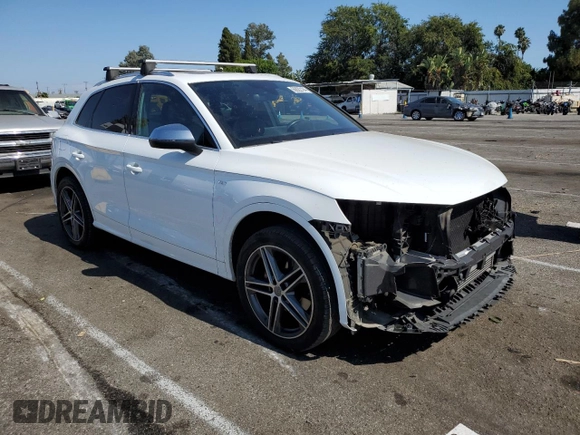 ✅ 2018 Audi SQ5 Premium Plus • VIN: WA1A4AFY6J2232811 • Лот: 66022194. Опубліковано раніше на Copart з пробігом 56 315 миль. Безкоштовний доступ до архіву аукціонних продажів зі США та докладний звіт про історію автомобіля на DreamBid. Зображення 4.