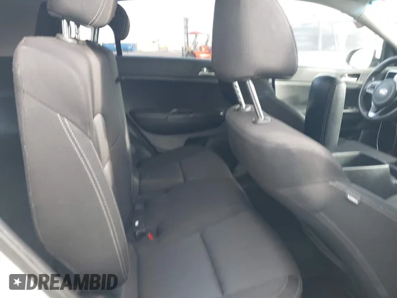 ✅ 2017 Kia Sportage LX • VIN: KNDPM3AC9H7159728 • Lot: 44035041. Wystawiony na IAAI z przebiegiem 164 007 mil. Bezpłatny archiwum sprzedaży aukcyjnych z USA i szczegółowy raport historii pojazdu na DreamBid. Zdjęcie 8.