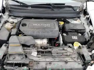 ✅ 2017 Jeep Cherokee Limited • VIN: 1C4PJLDB2HW643192 • Lot: 86304465. Wystawiony na Copart z przebiegiem 98 657 mil. Bezpłatny archiwum sprzedaży aukcyjnych z USA i szczegółowy raport historii pojazdu na DreamBid. Zdjęcie 15.