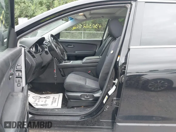 ✅ 2009 Mazda CX-9 Grand Touring • VIN: JM3TB38A090173317 • Лот: 43030256. Опубліковано раніше на IAAI з пробігом 262 215 миль. Безкоштовний доступ до архіву аукціонних продажів зі США та докладний звіт про історію автомобіля на DreamBid. Зображення 5.