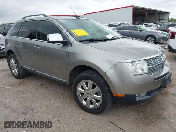 ✅ 2008 Lincoln MKX • VIN: 2LMDU68C18BJ38776 • Lot: 44782323. Listed on IAAI with 98,941 mi. Free auction sales archive from the USA and detailed vehicle history report at DreamBid. Image 1.