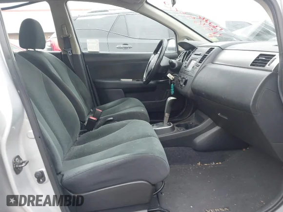 ✅ 2012 Nissan Versa S • VIN: 3N1BC1CP7CK814807 • Lot: 45165502. Wystawiony na IAAI z przebiegiem 168 499 mil. Bezpłatny archiwum sprzedaży aukcyjnych z USA i szczegółowy raport historii pojazdu na DreamBid. Zdjęcie 5.