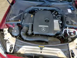 ✅ 2017 Mercedes-Benz C 300 • VIN: WDDWJ4JB5HF589138 • Lot: 83995655. Wystawiony na Copart z przebiegiem 69 241 mil. Bezpłatny archiwum sprzedaży aukcyjnych z USA i szczegółowy raport historii pojazdu na DreamBid. Zdjęcie 13.