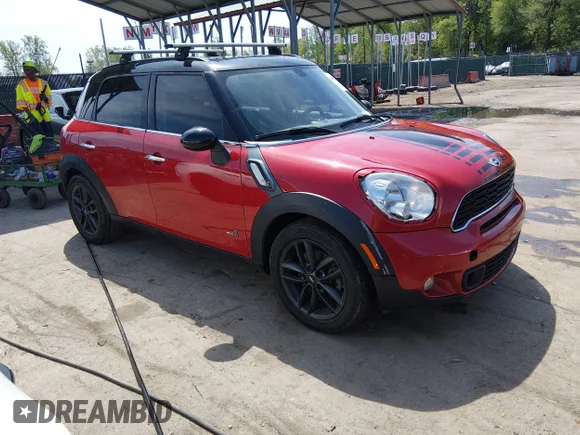 ✅ 2013 MINI Countryman S ALL4 • VIN: WMWZC5C52DWP30303 • Lot: 44877219. Listed on IAAI with 138,173 mi. Free auction sales archive from the USA and detailed vehicle history report at DreamBid. Image 1.