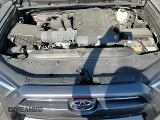 ✅ 2022 Toyota 4Runner SR5 Premium • VIN: JTENU5JR1N6064004 • Lot: 92672205. Wystawiony na Copart z przebiegiem 69 687 mil. Bezpłatny archiwum sprzedaży aukcyjnych z USA i szczegółowy raport historii pojazdu na DreamBid. Zdjęcie 17.