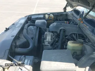 ✅ 2001 Chevrolet Suburban LT • VIN: 3GNFK16T51G143770 • Лот: 42321218. Опубликован ранее на IAAI с пробегом 311 654 миль. Бесплатный доступ к архиву аукционных продаж из США и подробный отчёт об истории автомобиля на DreamBid. Изображение 14.