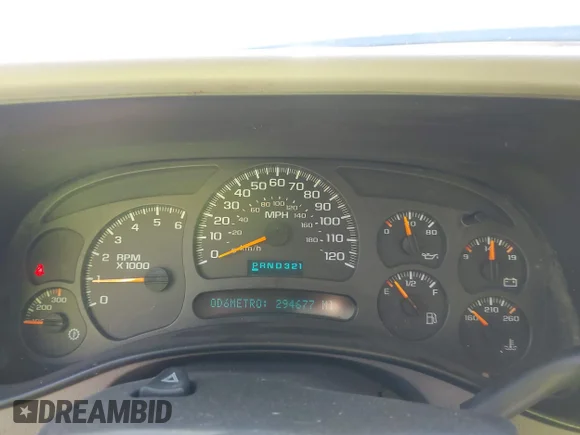 ✅ 2003 Chevrolet Silverado 1500HD LS • VIN: 1GCGK13U33F157746 • Lot: 43669483. Wystawiony na IAAI z przebiegiem 294 677 mil. Bezpłatny archiwum sprzedaży aukcyjnych z USA i szczegółowy raport historii pojazdu na DreamBid. Zdjęcie 7.