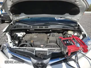 ✅ 2018 Toyota Sienna XLE • VIN: 5TDYZ3DCXJS958074 • Lot: 89739045. Wystawiony na Copart z przebiegiem 100 688 mil. Bezpłatny archiwum sprzedaży aukcyjnych z USA i szczegółowy raport historii pojazdu na DreamBid. Zdjęcie 16.