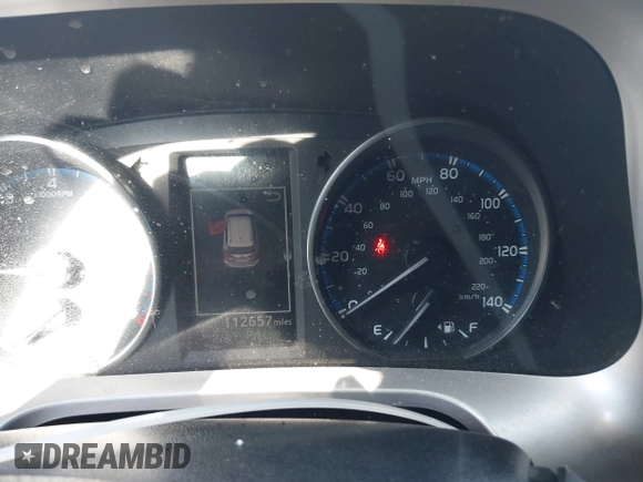 ✅ 2018 Toyota RAV4 XLE • VIN: JTMWFREV1JD113628 • Lot: 44200685. Wystawiony na IAAI z przebiegiem 112 657 mil. Bezpłatny archiwum sprzedaży aukcyjnych z USA i szczegółowy raport historii pojazdu na DreamBid. Zdjęcie 7.