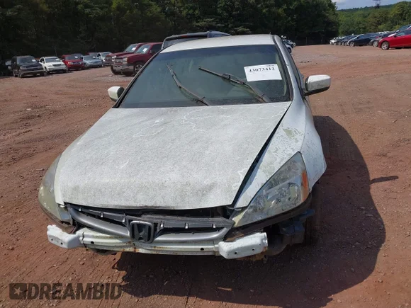 ✅ 2006 Honda Accord LX SE • VIN: 1HGCM56316A133970 • Lot: 44242404. Wystawiony na IAAI z przebiegiem 282 652 mil. Bezpłatny archiwum sprzedaży aukcyjnych z USA i szczegółowy raport historii pojazdu na DreamBid. Zdjęcie 6.